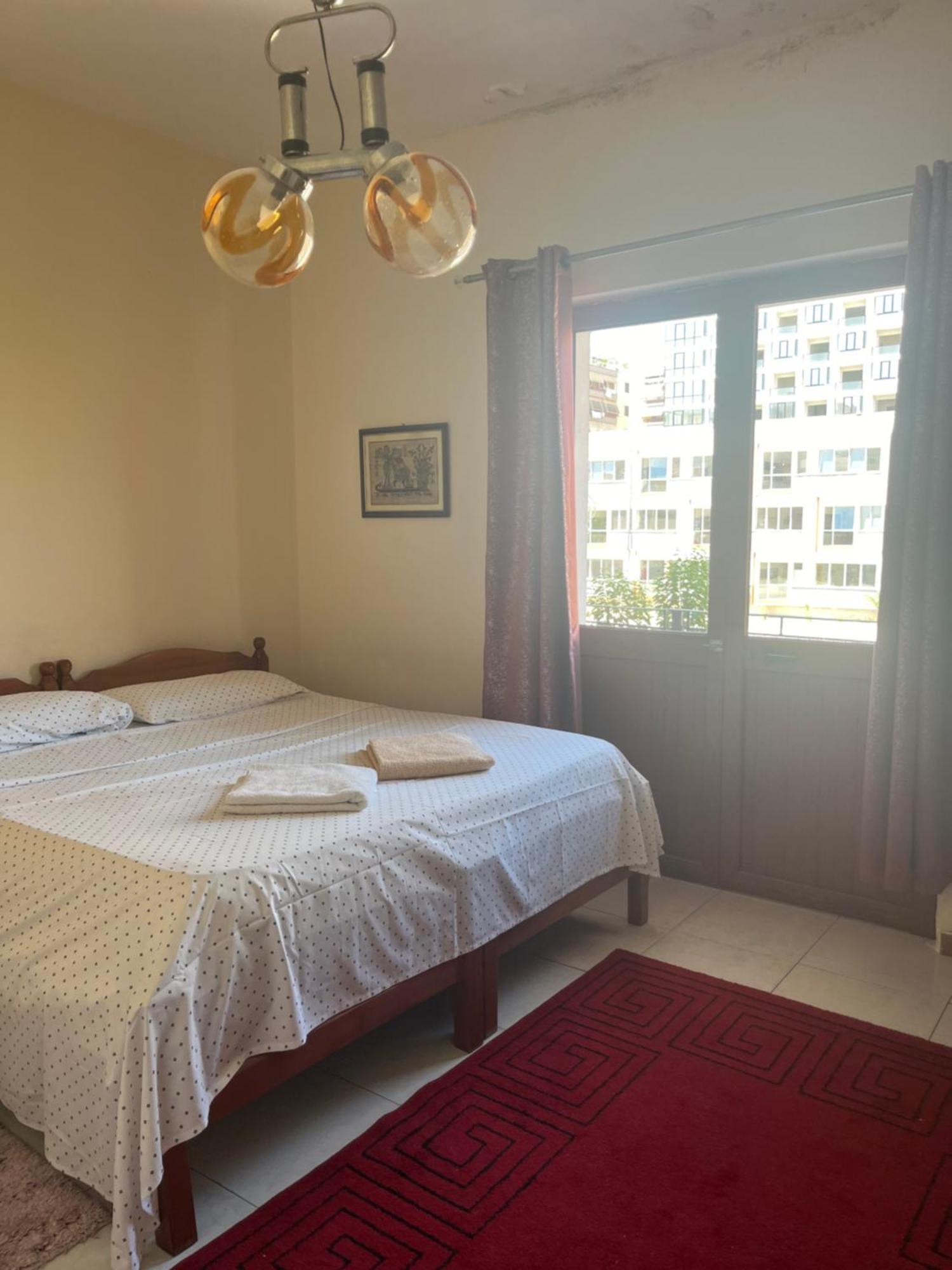 Hotel Luli City Center Durrës Exteriör bild